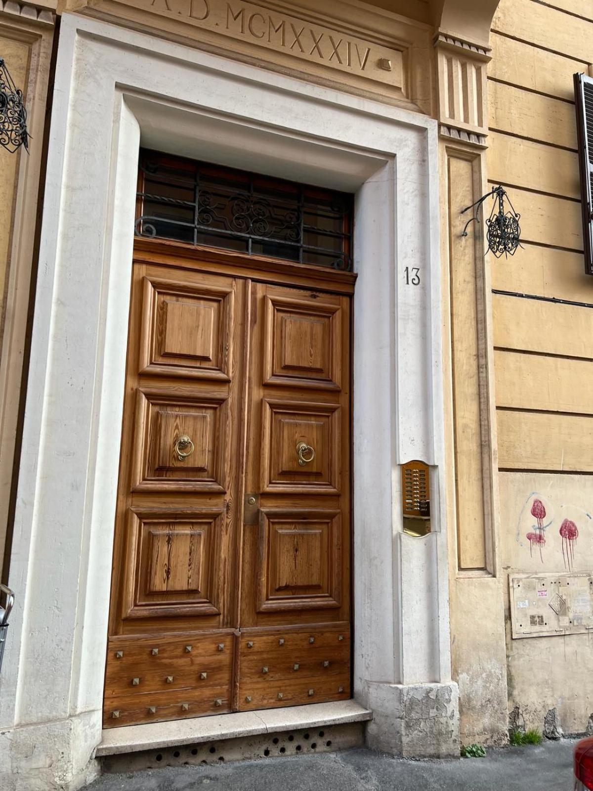 Luciano San Giovanni Guest House โรม ภายนอก รูปภาพ